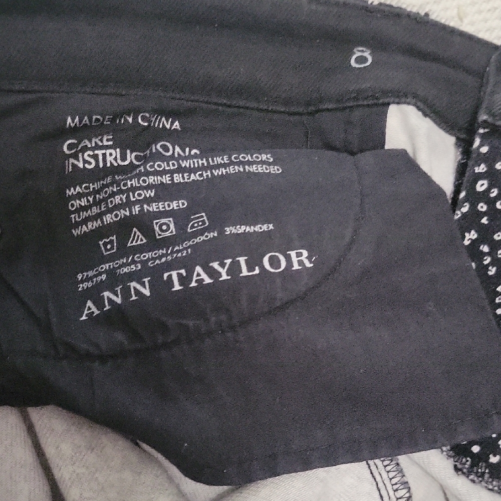 Ann Taylor Black and White Patterned Pants - Picture 2 of 6